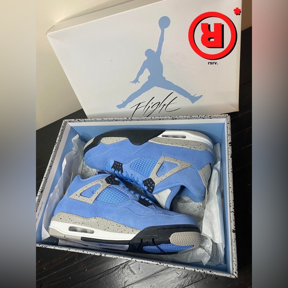 Jordan 4 ‘University Blue’ - Picture 1 of 8